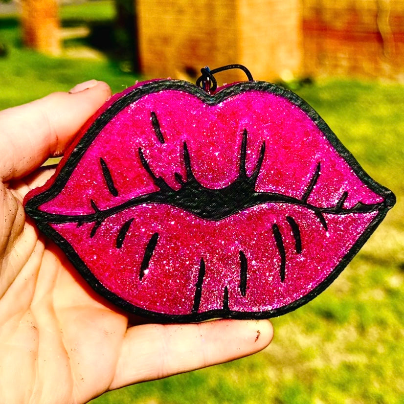 Custom Lips
