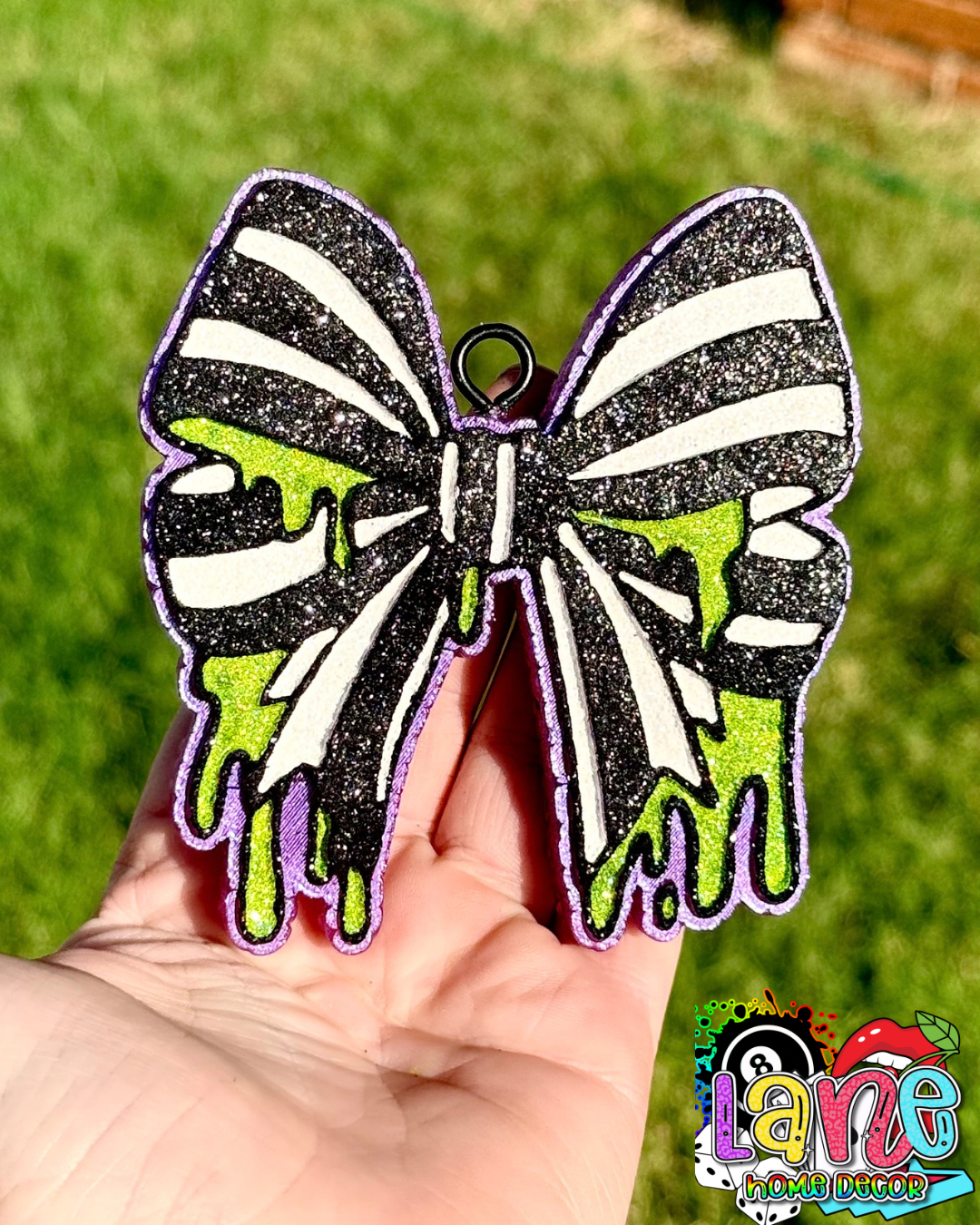 Custom Drippy Bow