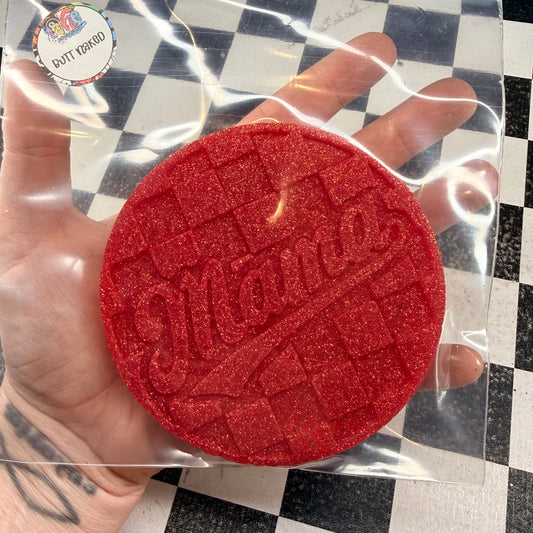 Check mama circle • butt naked