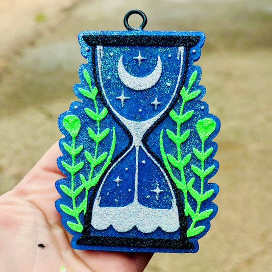 Custom Hourglass