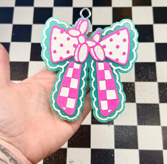 Custom balloon dog bow