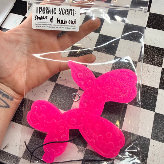 Polka dot balloon dog • shave & haircut