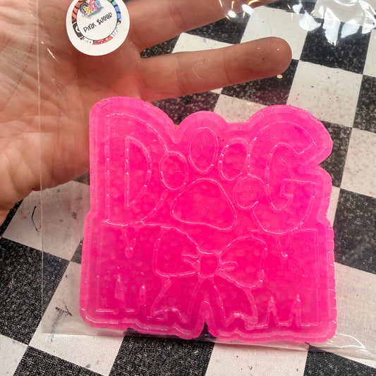 Dog mom • pink sugar