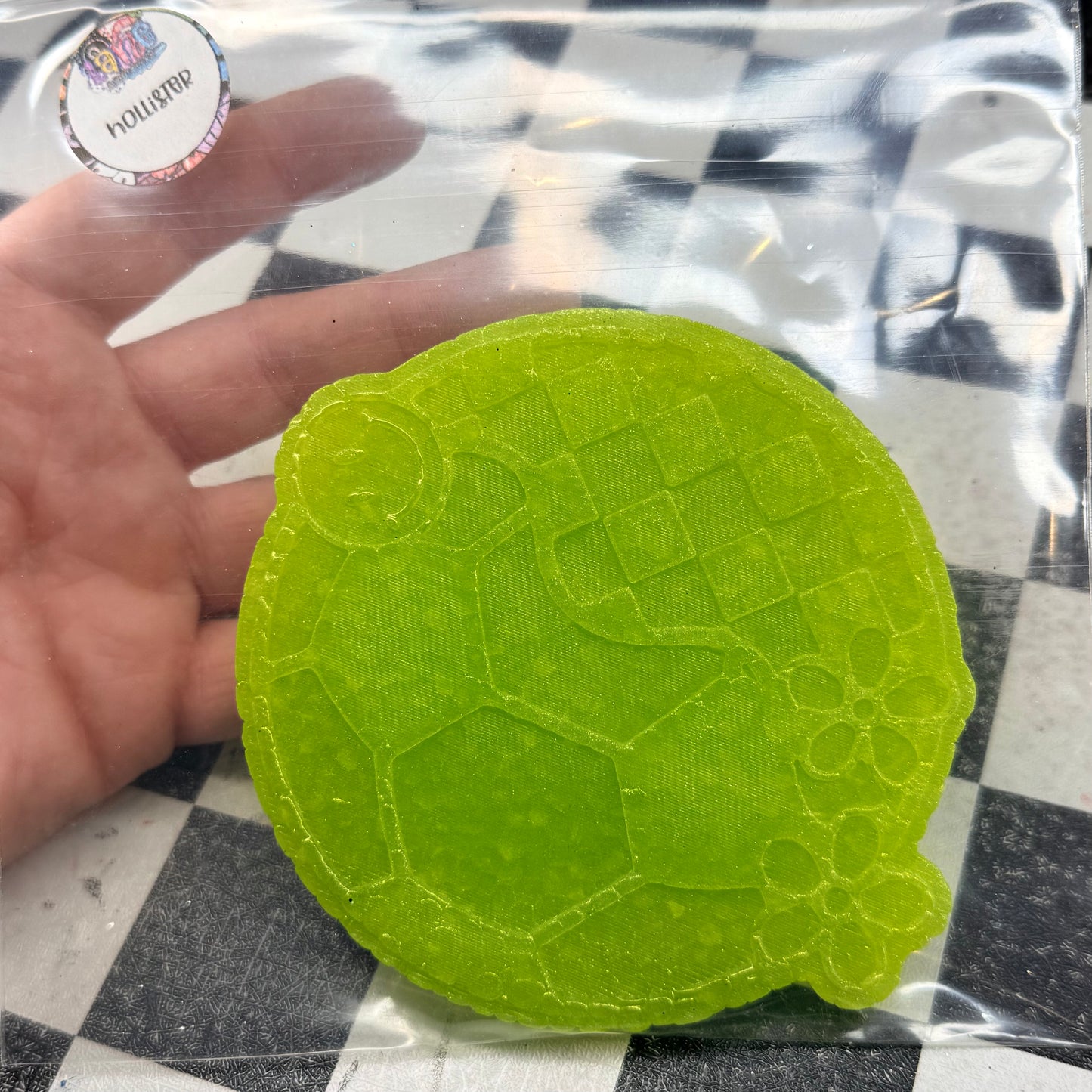 Groovy check soccer ball • hollister