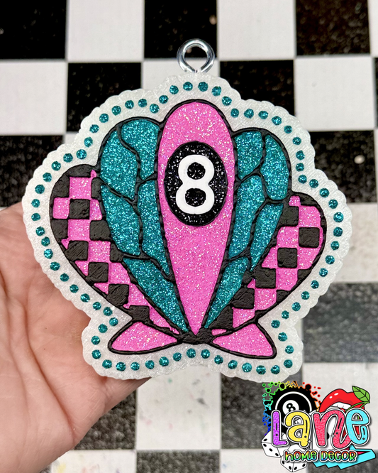 Turquoise 8ball clam RTS • high maintenance